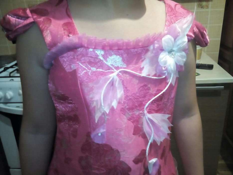 Продам красивое платье