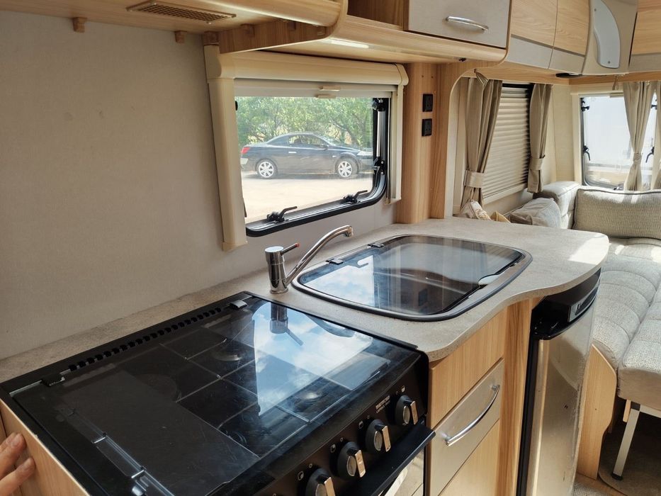 Каравана Coachman Amara 570/6, модел 2018 година