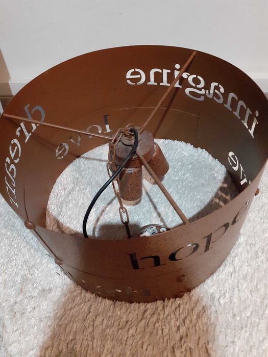 Lustra metalică maro