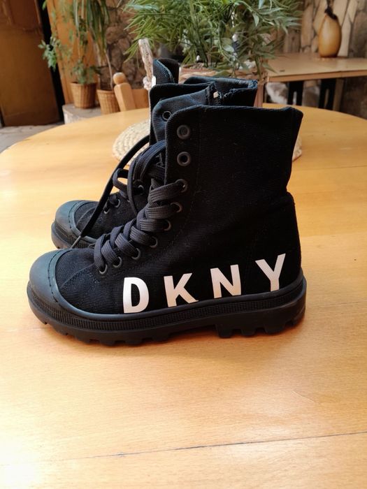 Детски обувки DNKY