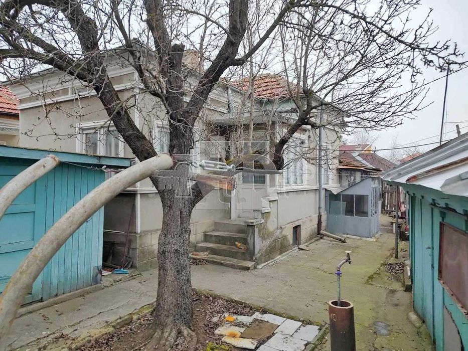 Продава се Къща в Добрич, ЖП Гара - 57 кв.м за 671 €/кв.м - Снимка #9