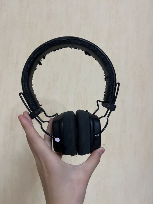 Продам наушники Marshall Major