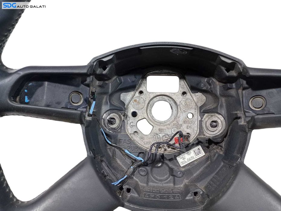 Volan din Piele in 4 Spite Audi A3 8P 2004 - 2013 [LC0885]