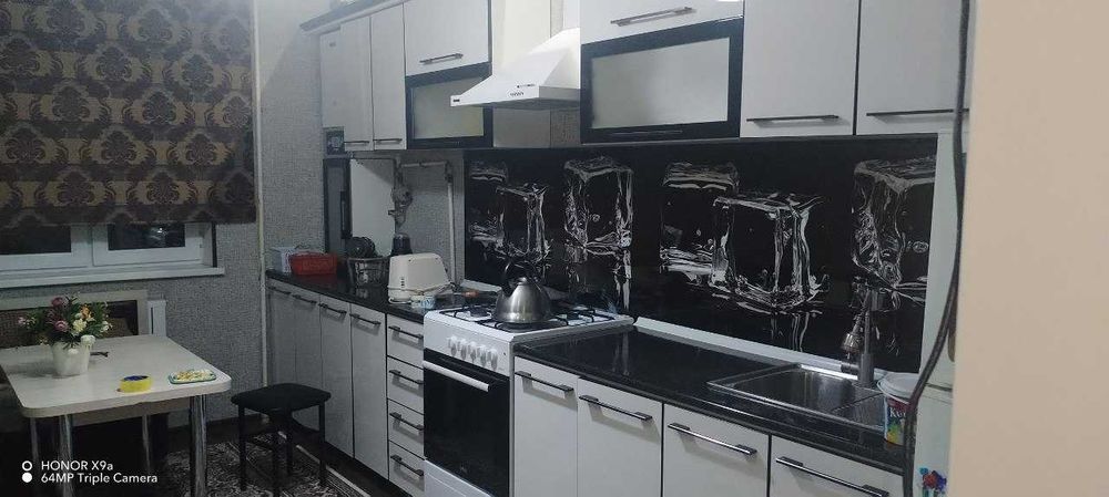 Продажа 3 комнатной квартиры в ЖК Олмос. 78 м2. OY 018