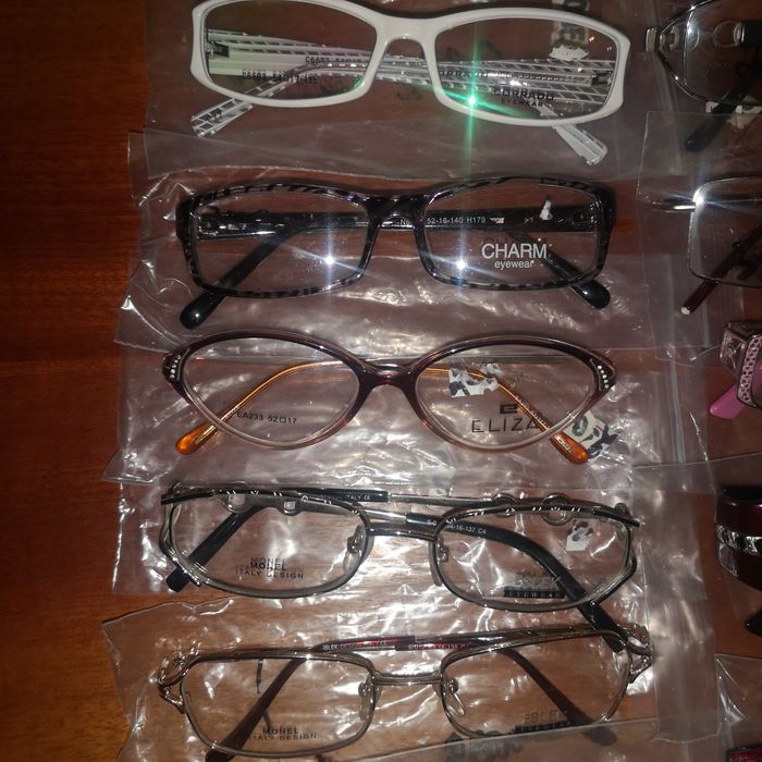 Продам оправы для очков