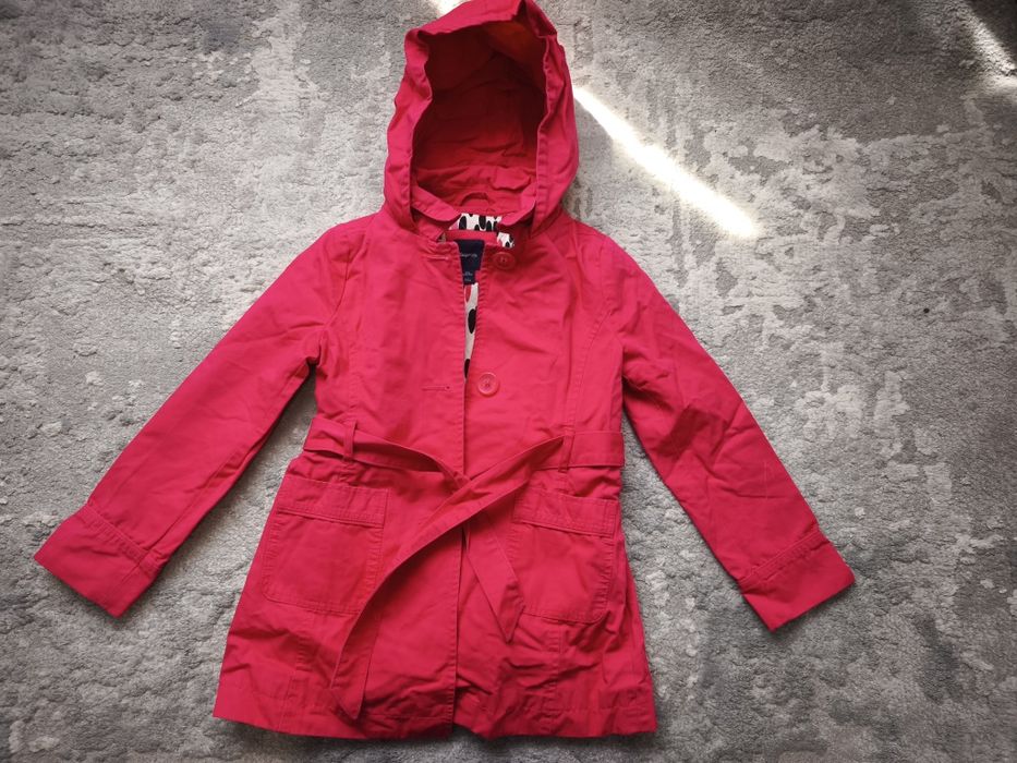 Куртка, тренч, пальто на девочку