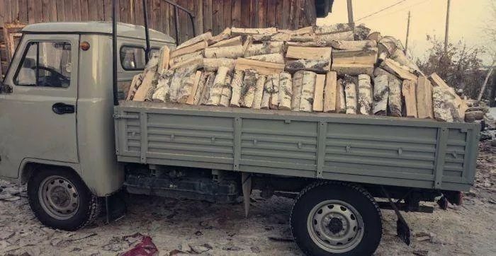 Продам колотые дрова уазиком