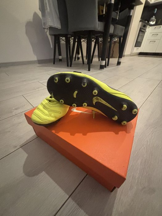 Детски бутонки Nike