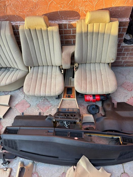 Салон на мерседес 190 w201