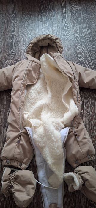 Продаётся детский комбинезон DuDu