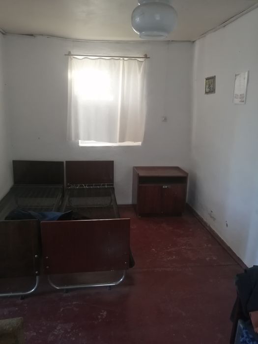 Дача на берегу соленого озера