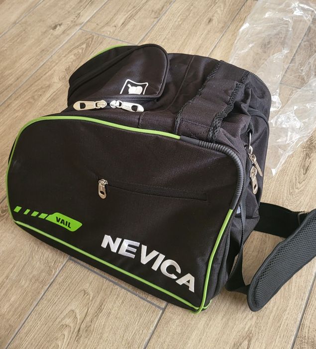 Продавам нова Nevica Ski Bag за ски обувки