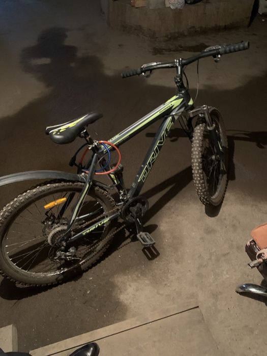 Продаю спортивный велосипед