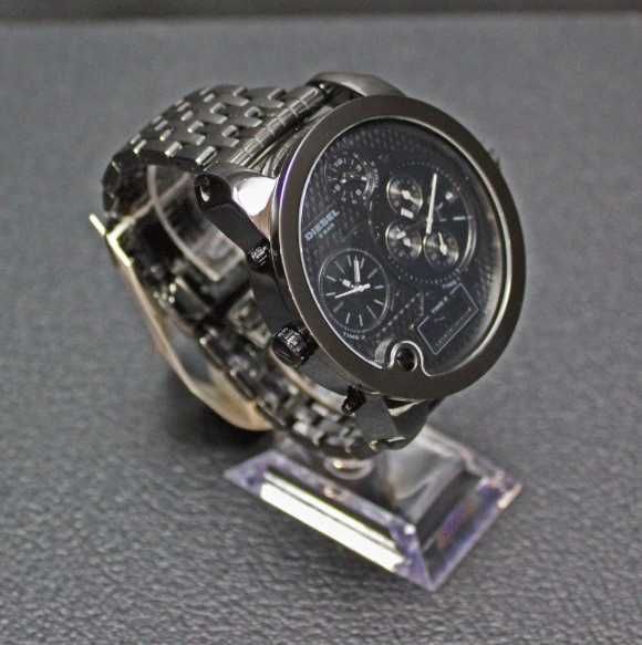 Керамични часовници DIESEL Daddy Chrono 4 Time Zone Ceramic
