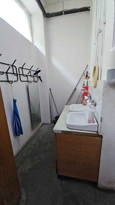 Производствено помещение склад