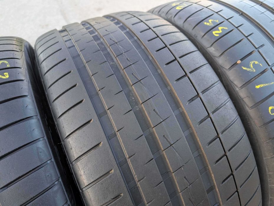 SET 4 Anvelope Vara 275/40 R20 + 315/35 R20 VREDESTEIN Ultrac ras
