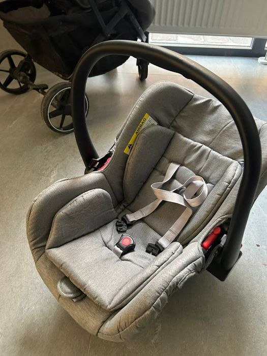 Детское автокресло