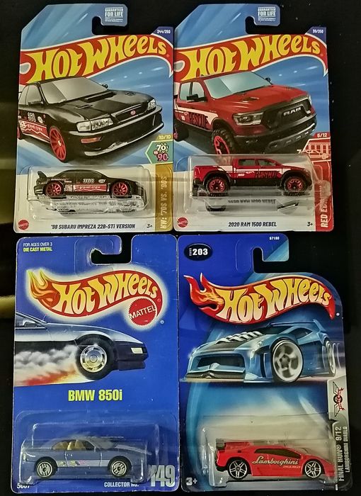 Hot Wheels колички 1/64