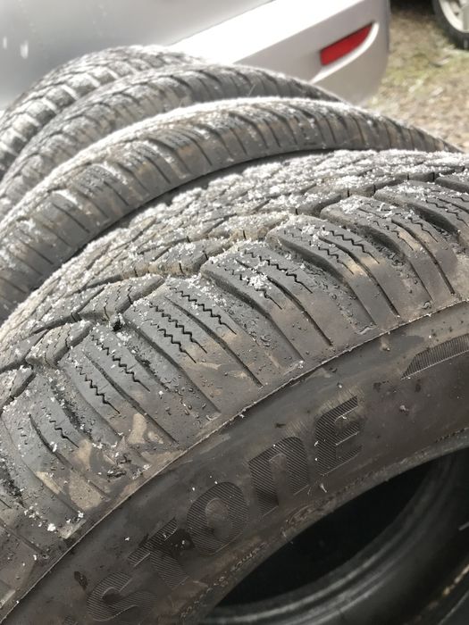 Зимни гуми 4бр.215/60R16