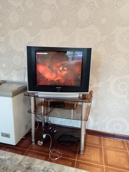 Самсунг телевизор с подсветкой