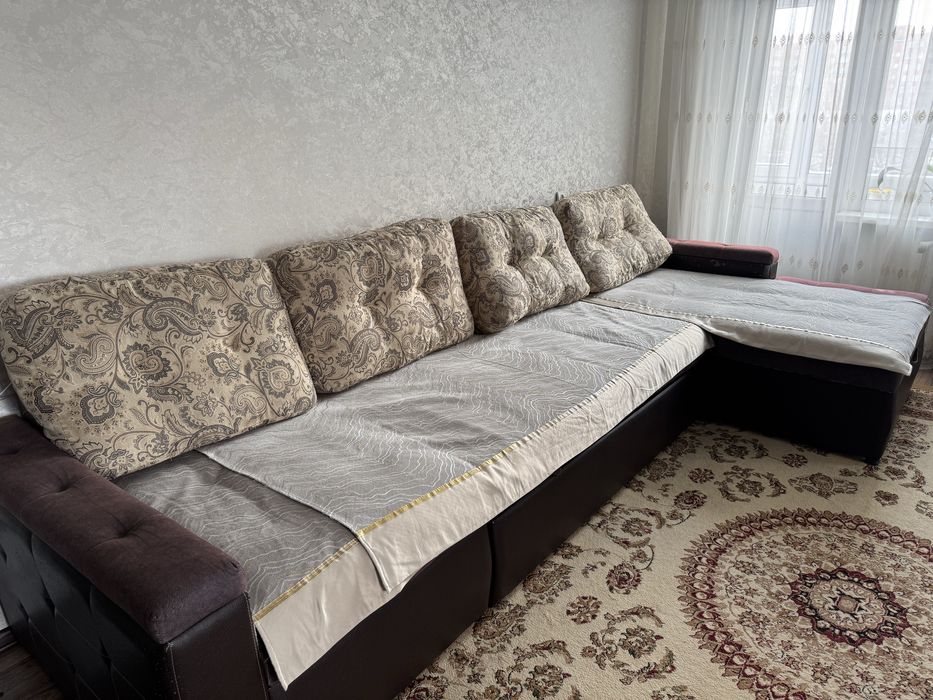 Диван угловой, раскладной, 3 м.