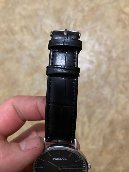 Часы "Swiss Oak" швейцарские.