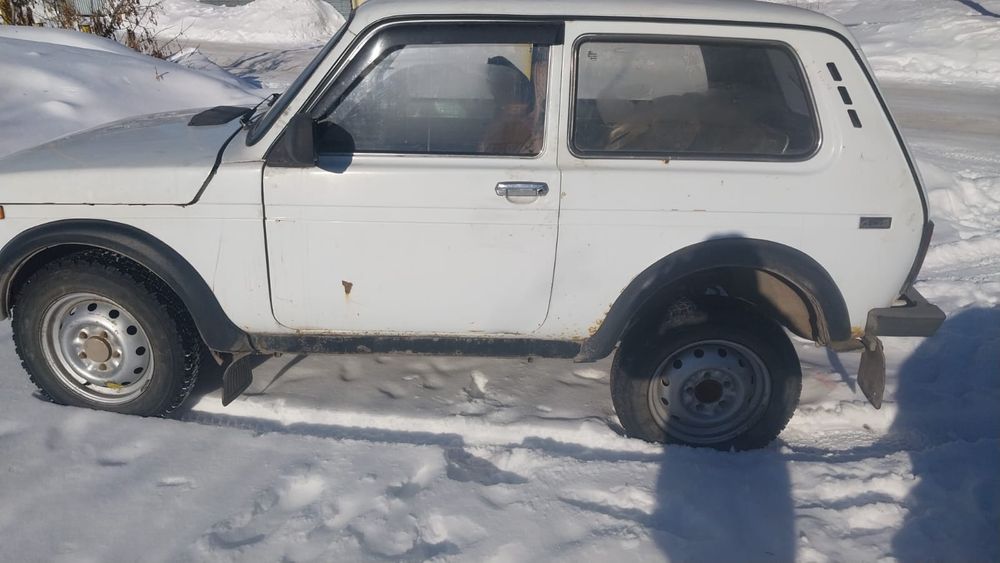 Продам внедорожник Нива.