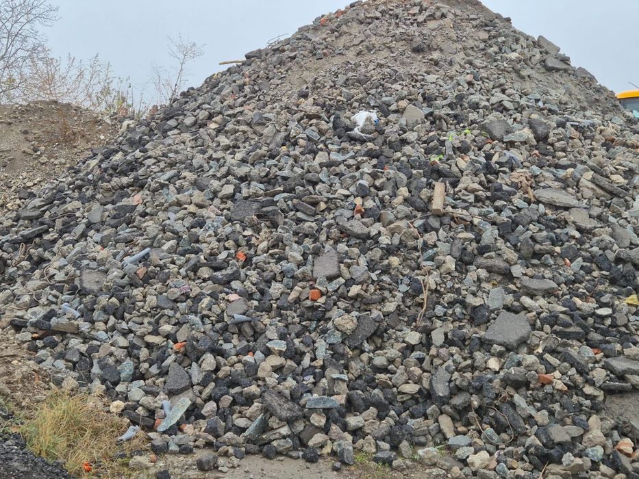 Vand beton concasat,  piatra sparta, nisip, sorturi, pamant