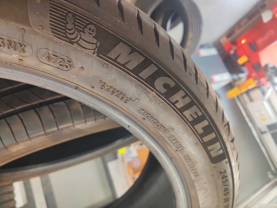 2бр. летни гуми 245/45/19 Michelin