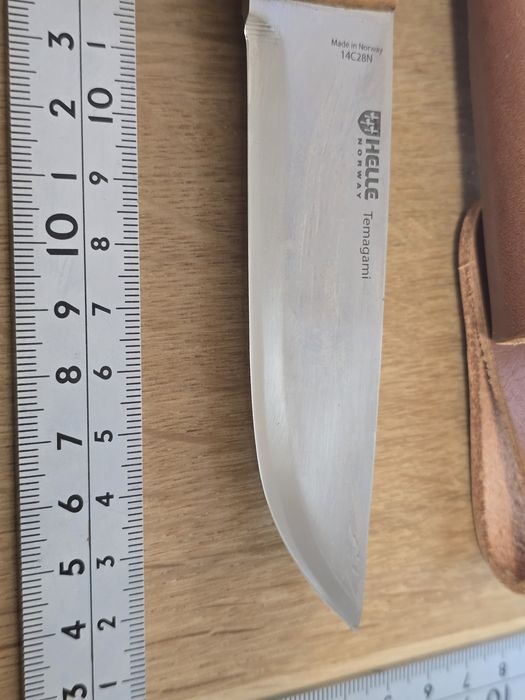 Cuțit Helle Temagami 14C28N NOU – made in Norway, nefolosit, full tang