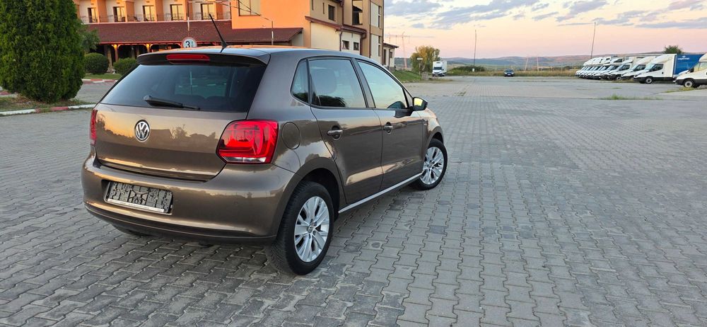 VOLKSWAGEN Polo 2014 — imagine 4