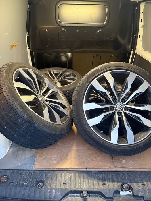 Оригинални джанти SUZUkA 20 цола за Vw Tiguan