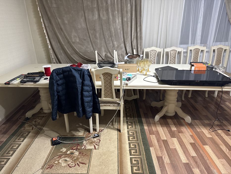 Стол гостинный буу