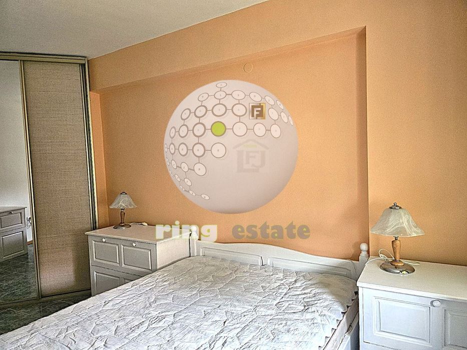 Дава се под наем Тристаен апартамент в Пловдив, Център - 100 кв.м за 510 € - Снимка #9