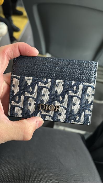 кардхолдер.