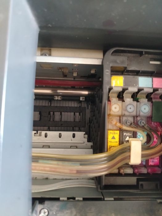 Epson r270 сотилади