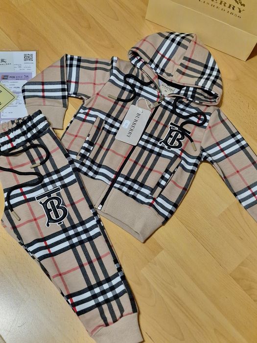 Treninguri copii/bumbac/vârstă 1-5 ani,logo brodat,new model