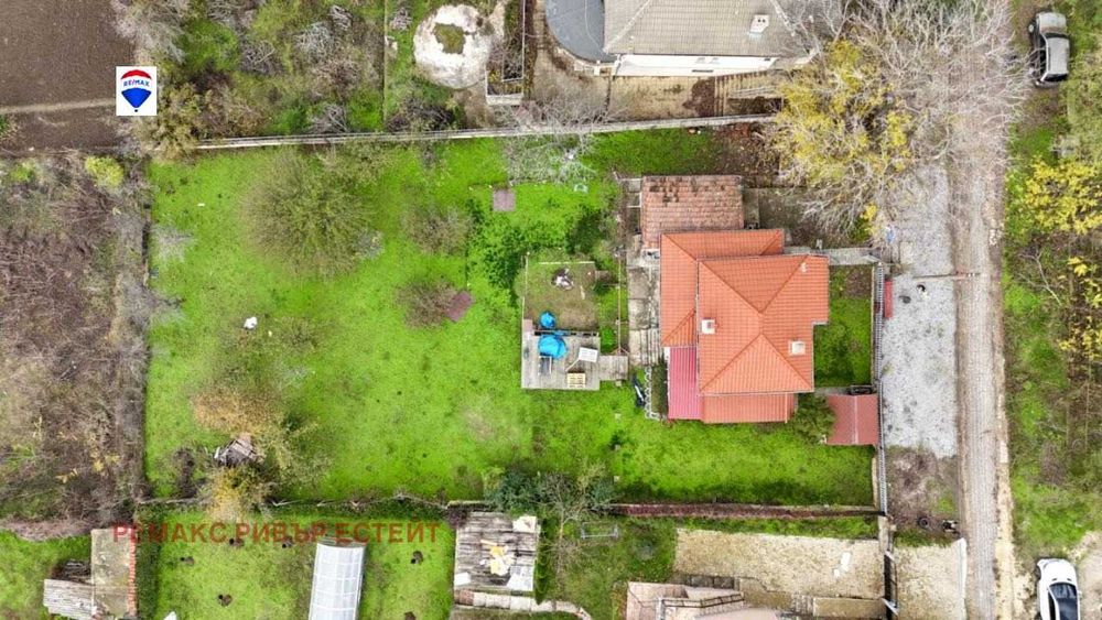 Селска къща за продажба в с. Красен, обл. Русе