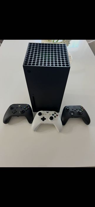 Xbox Series X 1TB – Перфектно състояние (Пълен комплект)