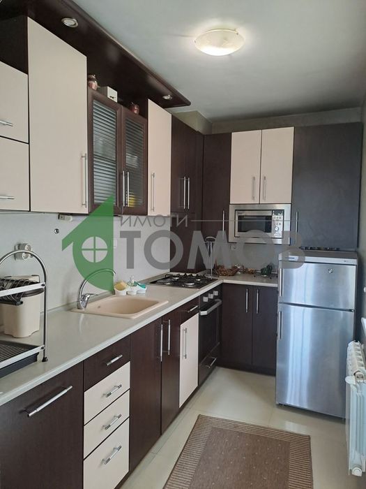 Дава се под наем Тристаен апартамент в Стара Загора, Аязмото - 100 кв.м за 433.5 € - Снимка #2