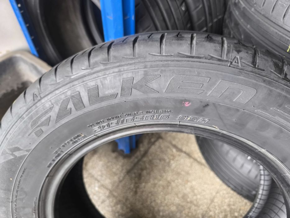 205 65 16 Falken 4бр. летни 23г.