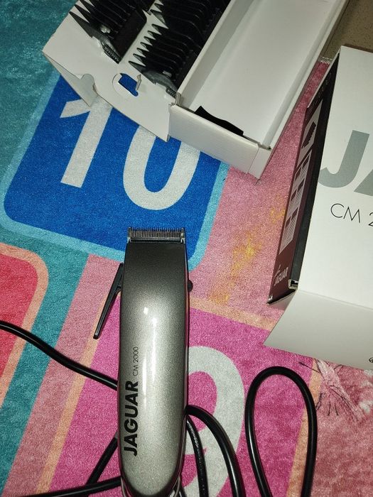 Професионална машинка за подстригване