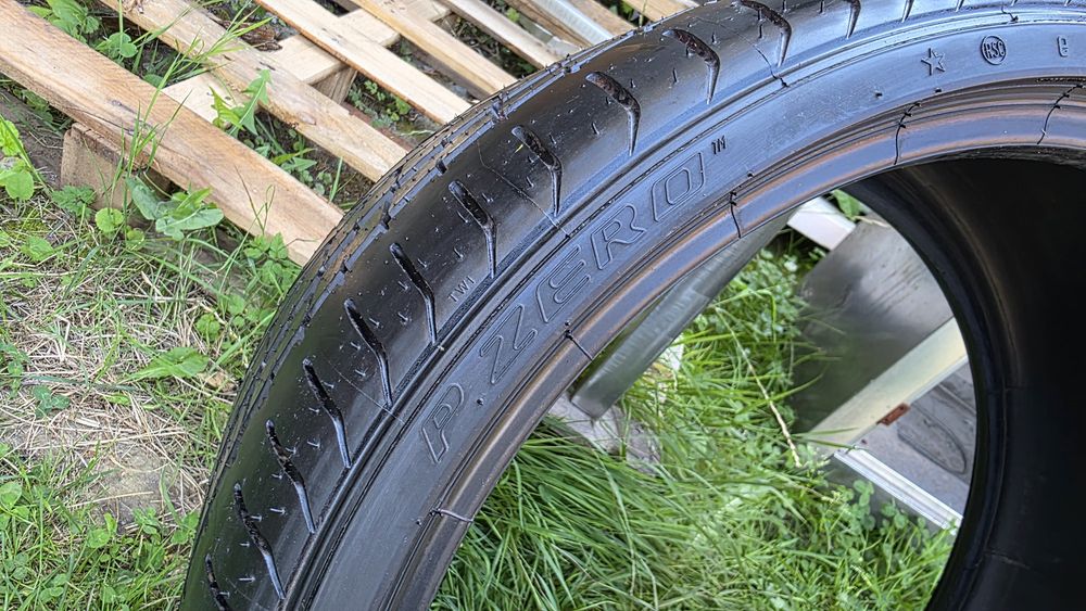 Vand 2 cauciucuri Noi run flat  Pirelli P zero 255 30 R19 dot 2025