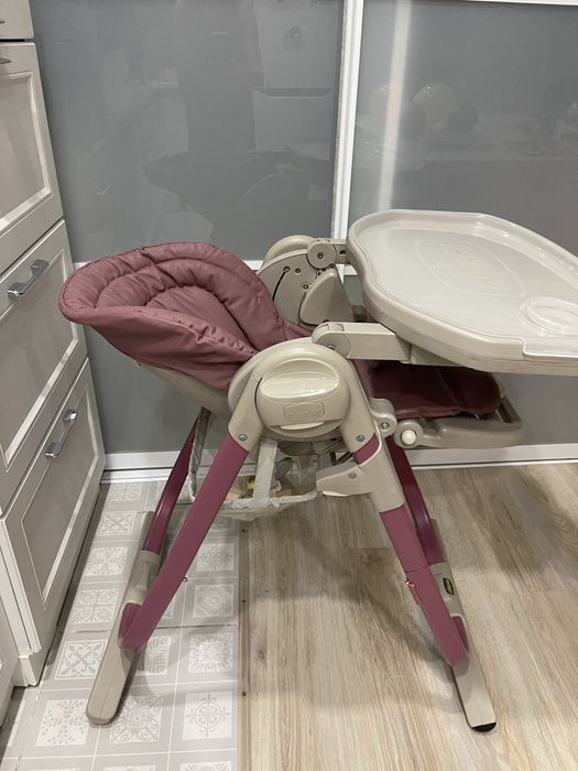 Детский стульчик для кормления Chicco