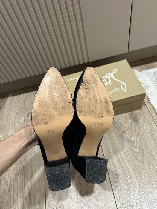 Туфли черные на каблуке