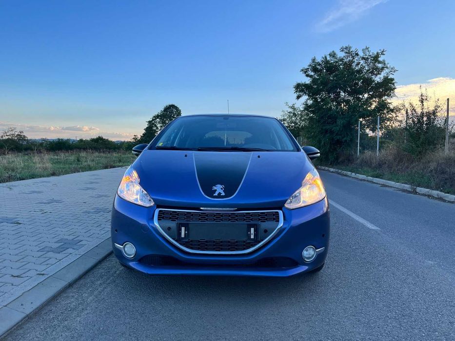 Peugeot 208 1.4 HDi • 2013 • 3.000 €