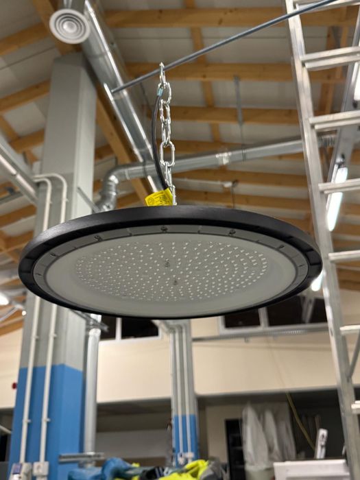 Lampa Led suspendata. Putere 200w, Culoare 6000K Rece