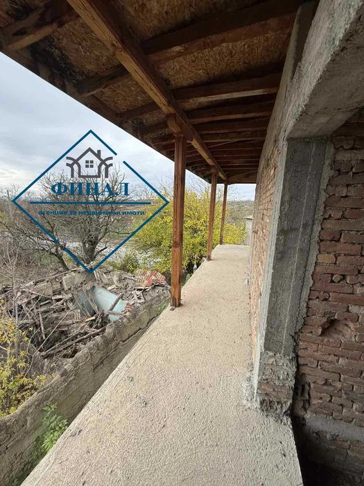 Продава се Промишлена сграда в с. Памукчии, Област Шумен - 813 кв.м за 189 €/кв.м - Снимка #15