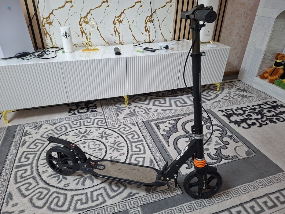 Самокат детский.