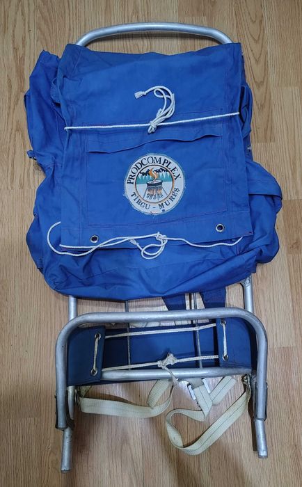 Rucsac vintage cu cadru metalic